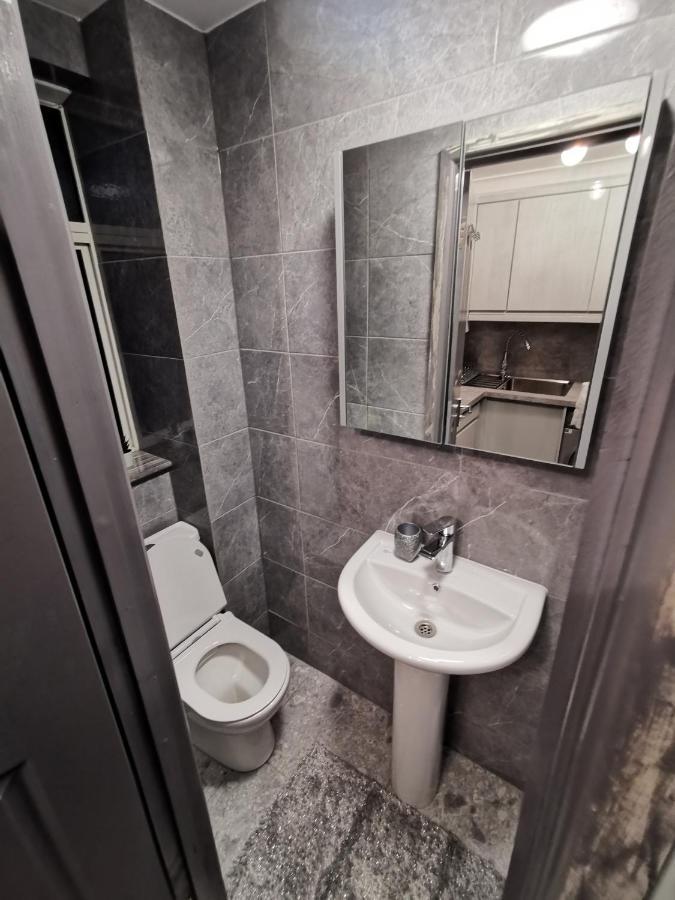 Palaz 2 - 2 Bedroom Flat Edmonton Bagian luar foto